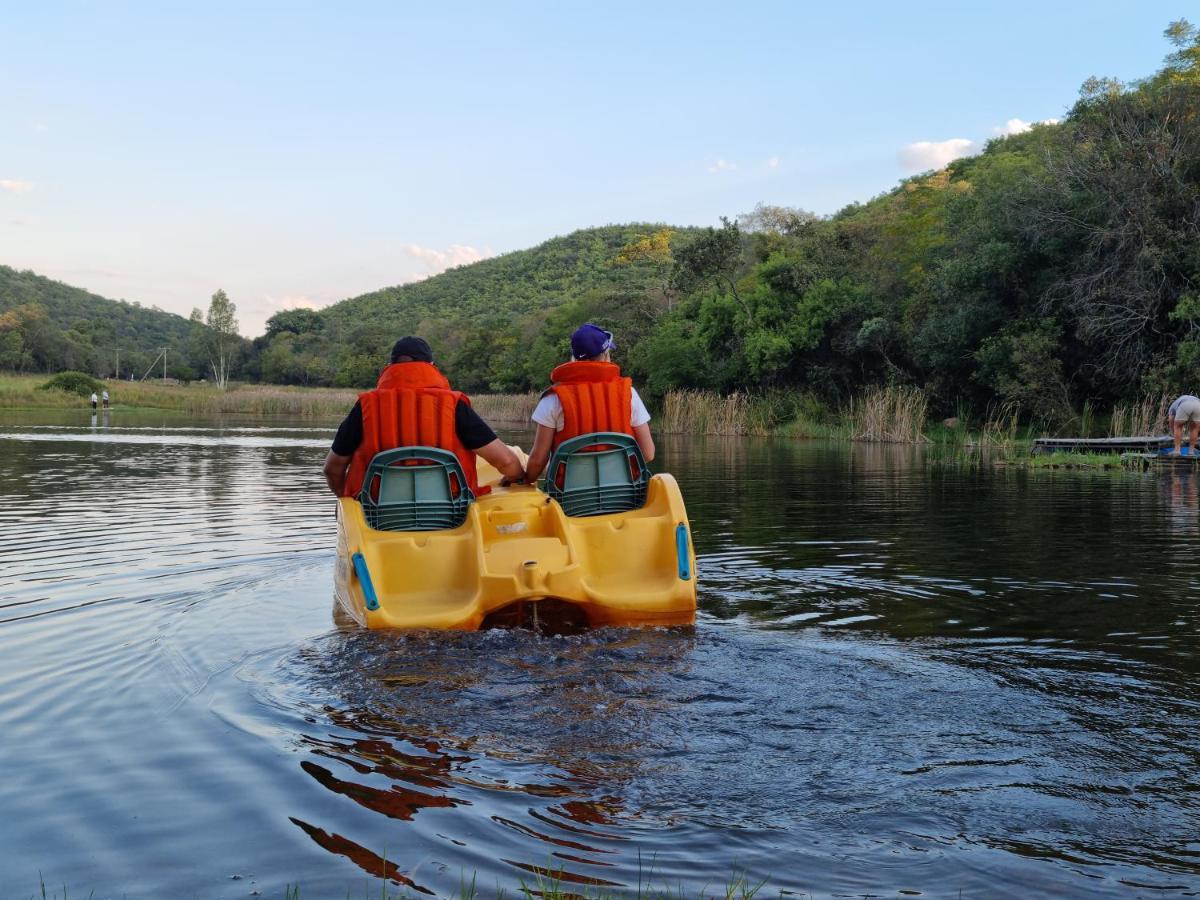 Bass Lake Country Lodge Pretoria-Noord Exteriör bild